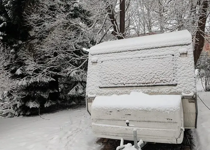 Кемпинг Garden Caravan